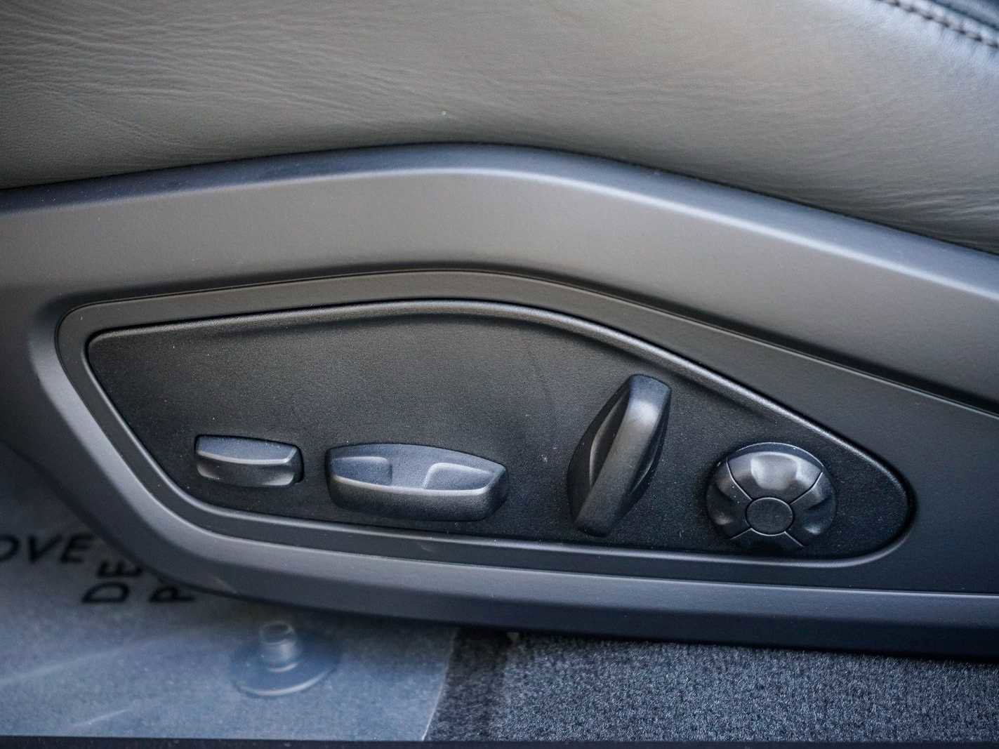 Used 2022 Audi e-tron GT Prestige w/ Prestige Package image 19