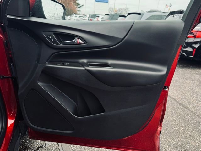 Used 2024 Chevrolet Equinox LT image 15