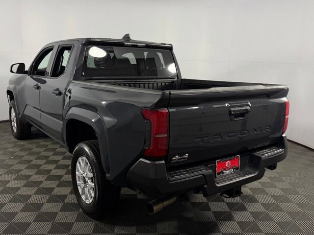 Used 2024 Toyota Tacoma SR image 6