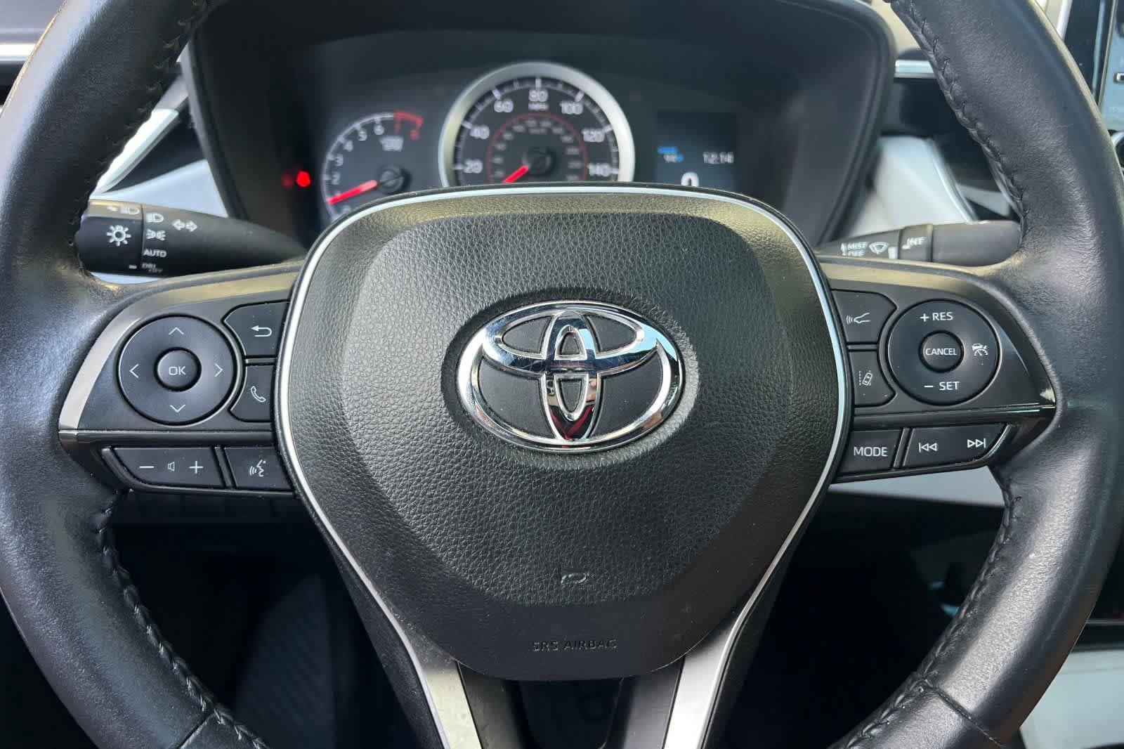 Used 2020 Toyota Corolla SE w/ SE Premium Package FWD image 23