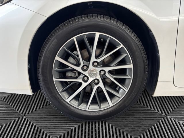 Used 2017 Lexus ES 350 w/ Premium Package FWD image 29