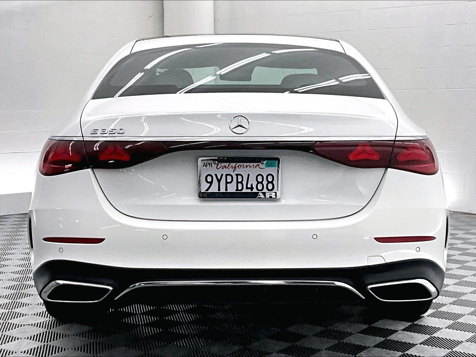 Used 2026 Mercedes-Benz E 350 Sedan image 3