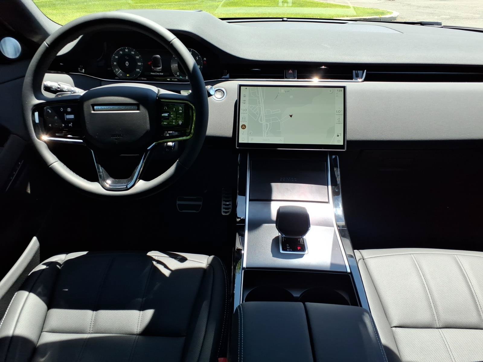 New 2026 Land Rover Range Rover Evoque Hoxton AWD/4WD image 4