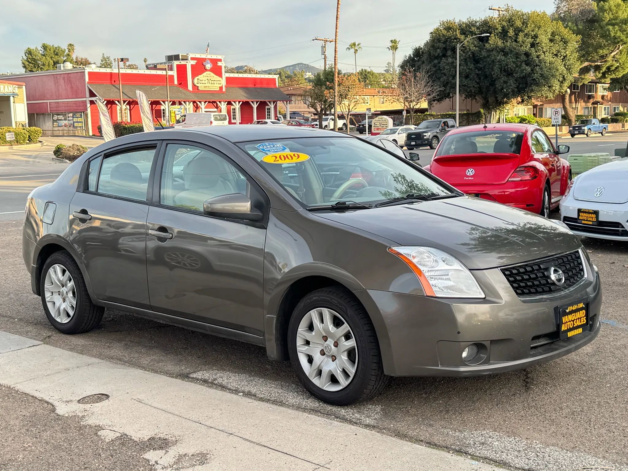 Used 2009 Nissan Sentra 2.0 S FE+ FWD image 2