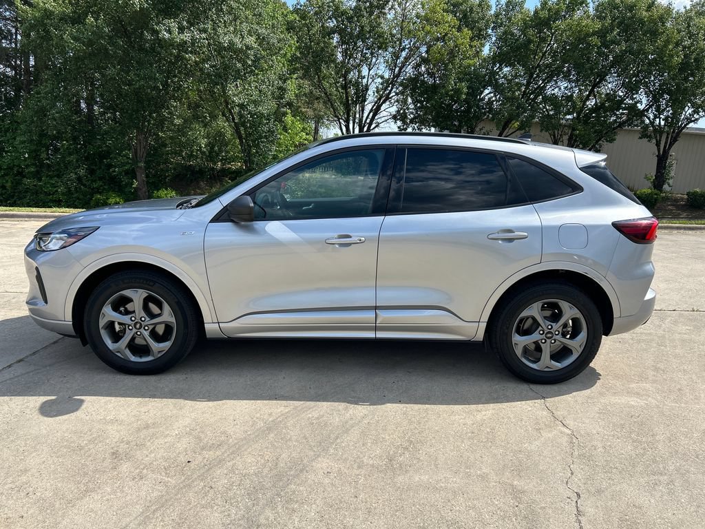 Used 2024 Ford Escape ST-Line AWD/4WD video 2