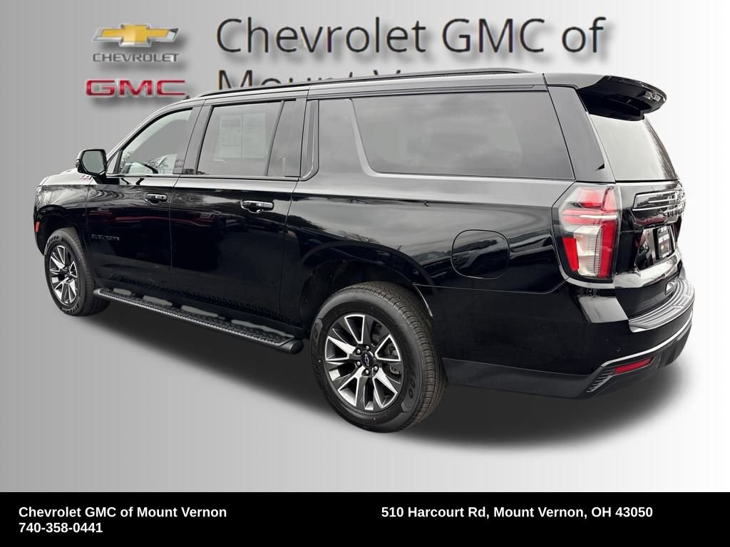 Used 2023 Chevrolet Suburban Z71 w/ Luxury Package image 3