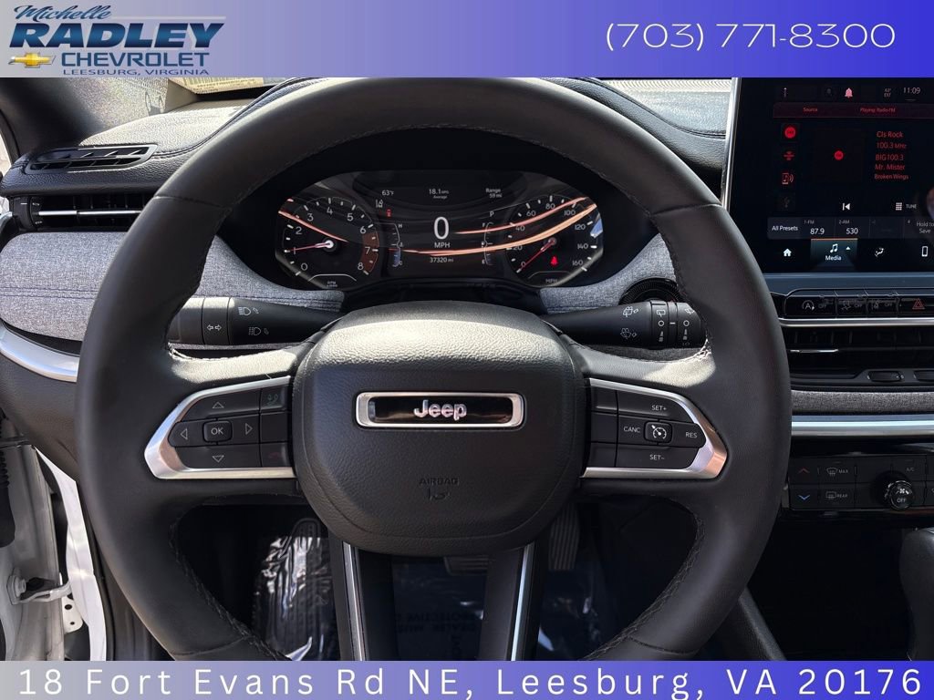 Used 2024 Jeep Compass Latitude image 18