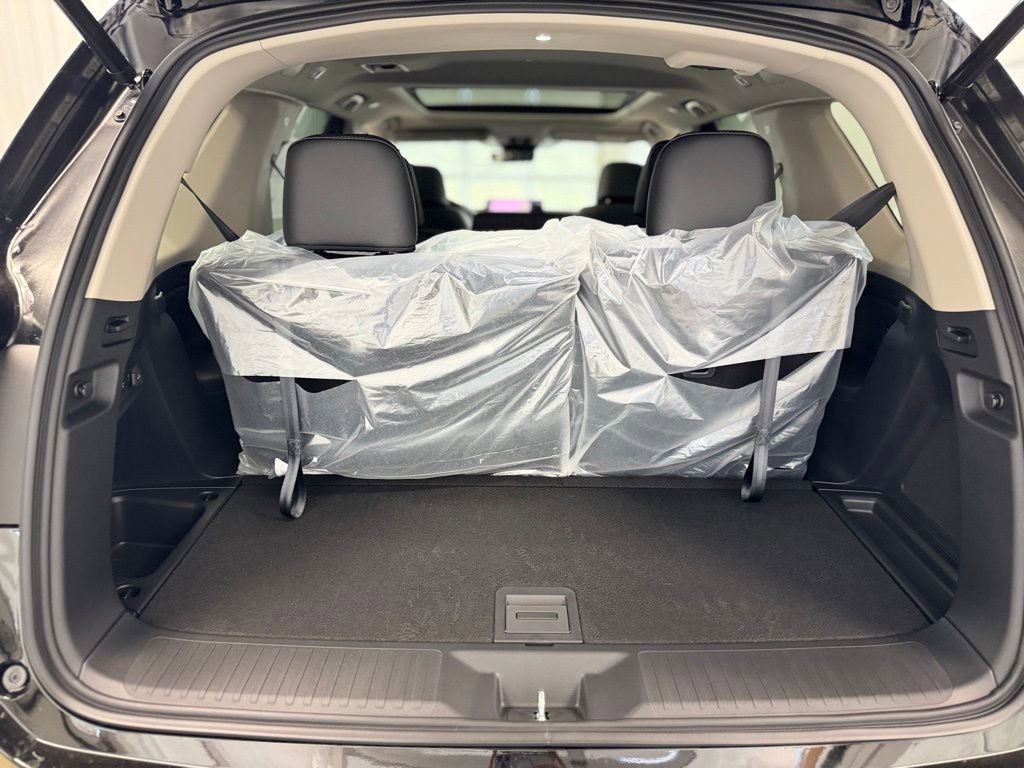 New 2026 Honda Pilot Touring image 24