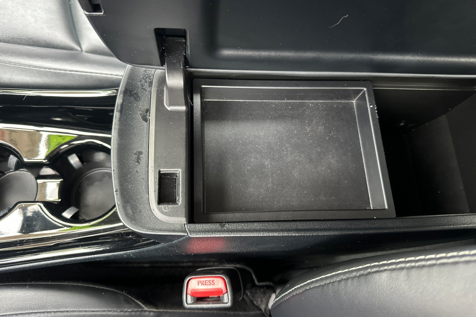 Certified 2022 Toyota Prius Prime XLE FWD image 33