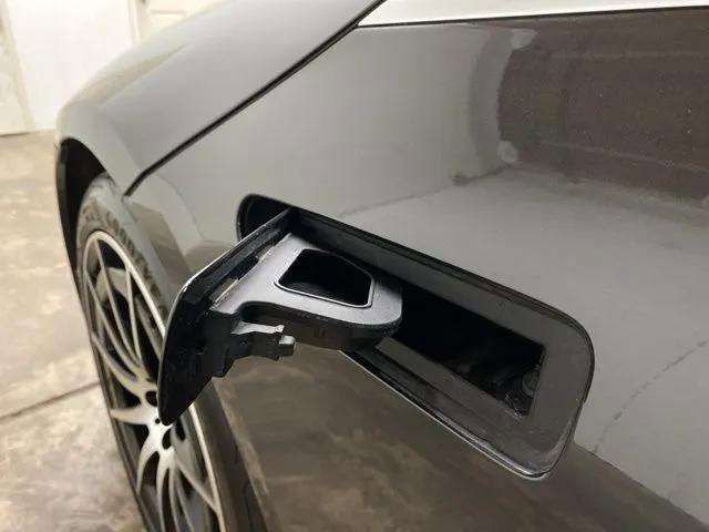 Used 2023 Mercedes-Benz EQS 580 4MATIC Sedan image 96