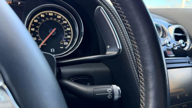 Used 2016 Bentley Flying Spur V8 image 35