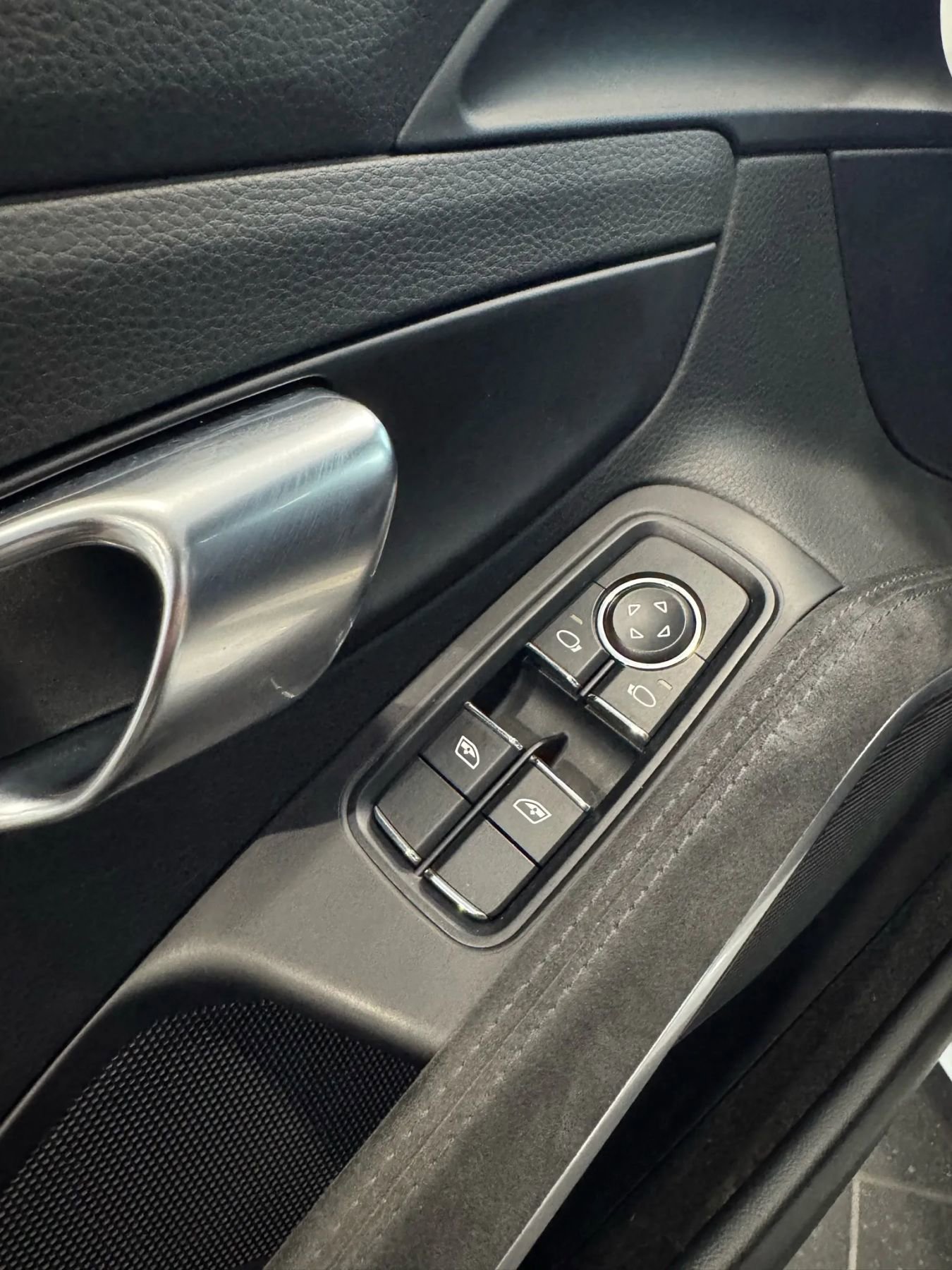 Used 2018 Porsche 718 Cayman GTS image 29