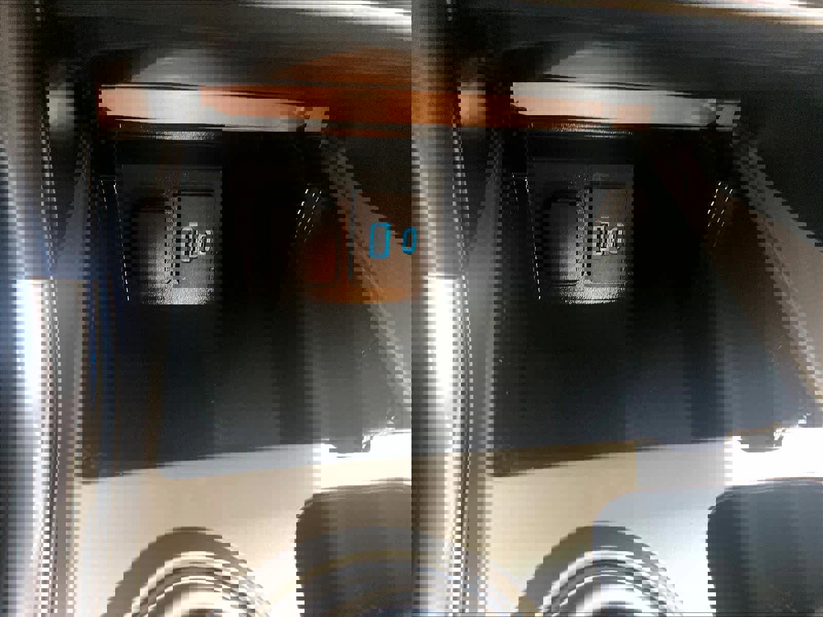 Used 2023 Ford Explorer XLT w/ Equipment Group 202A image 26