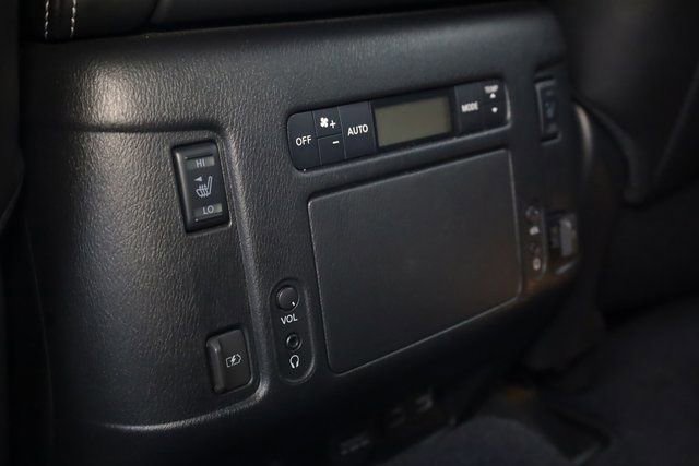 Used 2020 Nissan Armada Platinum w/ Captain's Chairs Package image 26