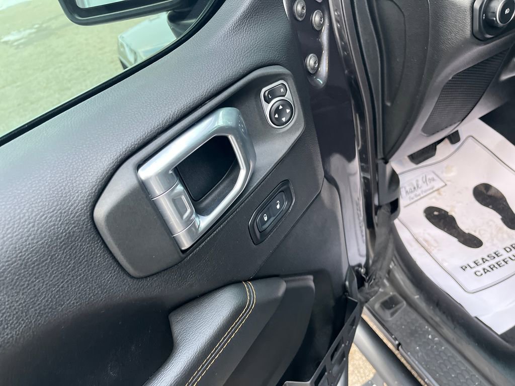 Used 2021 Jeep Wrangler Unlimited Sahara image 13
