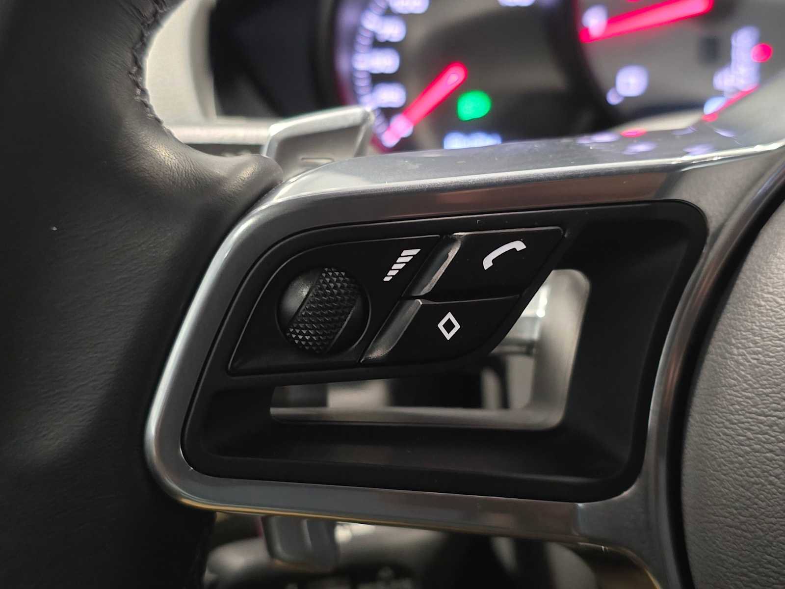 Used 2024 Porsche 718 Boxster S RWD image 32