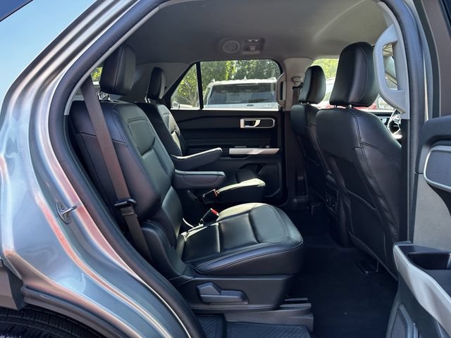 Certified 2023 Ford Explorer XLT w/ Equipment Group 202A AWD/4WD image 36