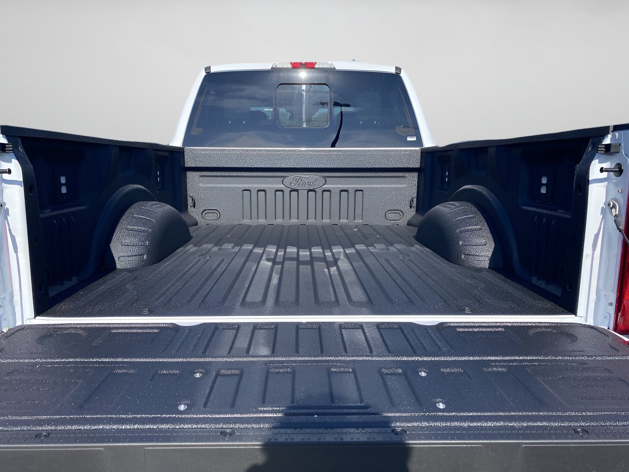 New 2026 Ford F250 XLT w/ XLT Premium Package image 8