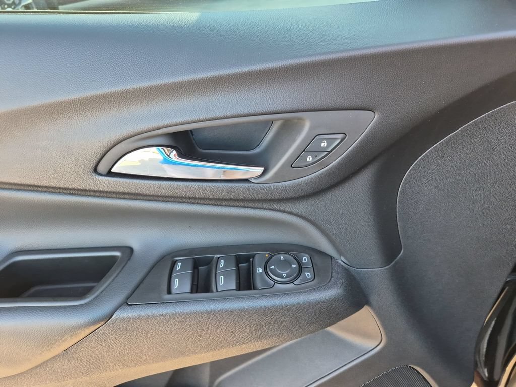 Used 2024 Chevrolet Equinox LT FWD image 13
