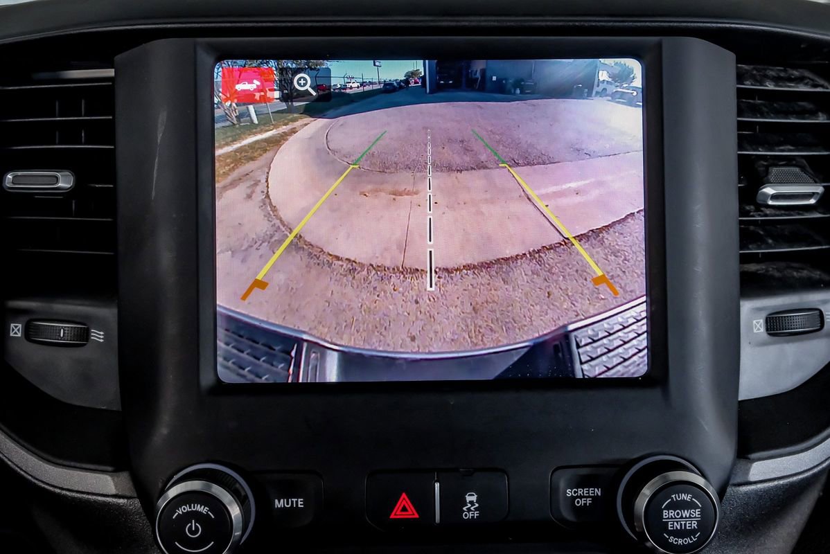 Used 2024 RAM 3500 Tradesman w/ Chrome Appearance Group image 22