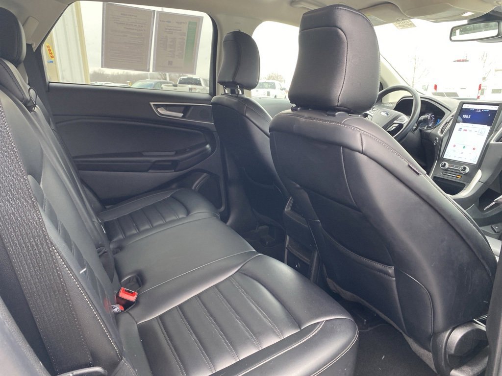 Used 2024 Ford Edge SEL image 14