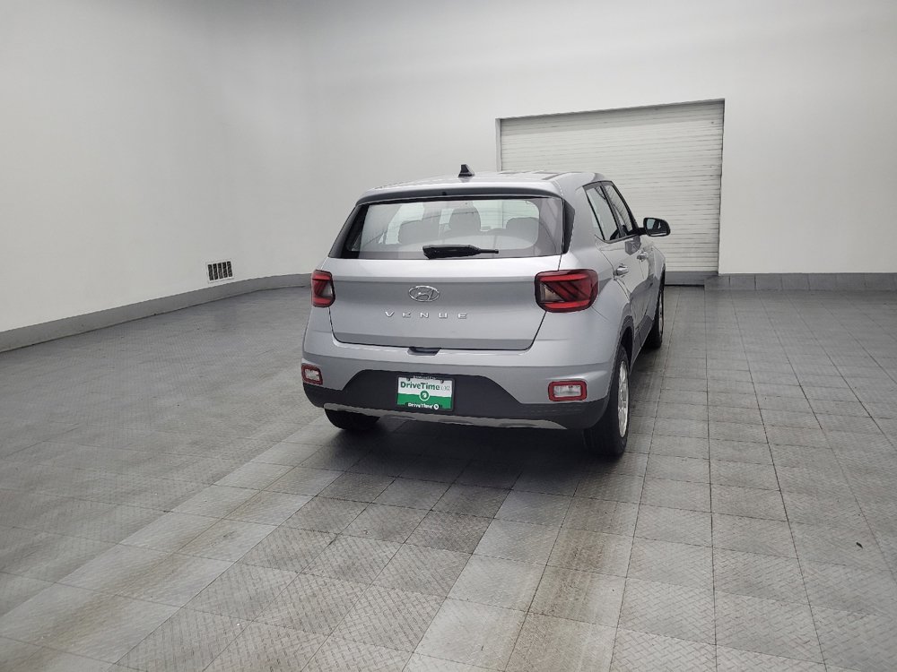 Used 2021 Hyundai Venue SE image 9