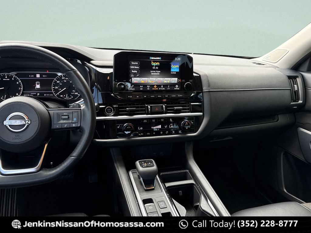Certified 2022 Nissan Pathfinder SL w/ SL Premium Package FWD image 27