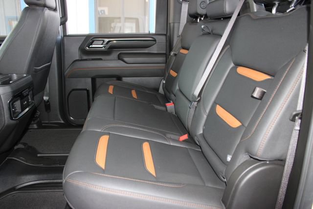 Used 2024 GMC Sierra 2500 AT4 w/ AT4 Premium Plus Package AWD/4WD image 27