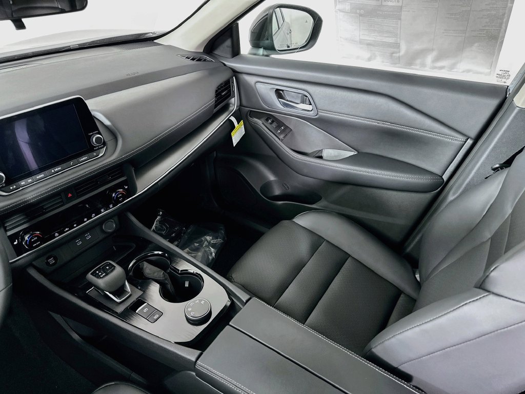 New 2027 Nissan Rogue Dark Armor AWD/4WD image 31