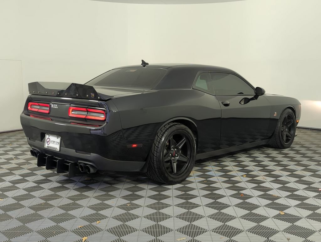 Used 2023 Dodge Challenger R/T Scat Pack image 5