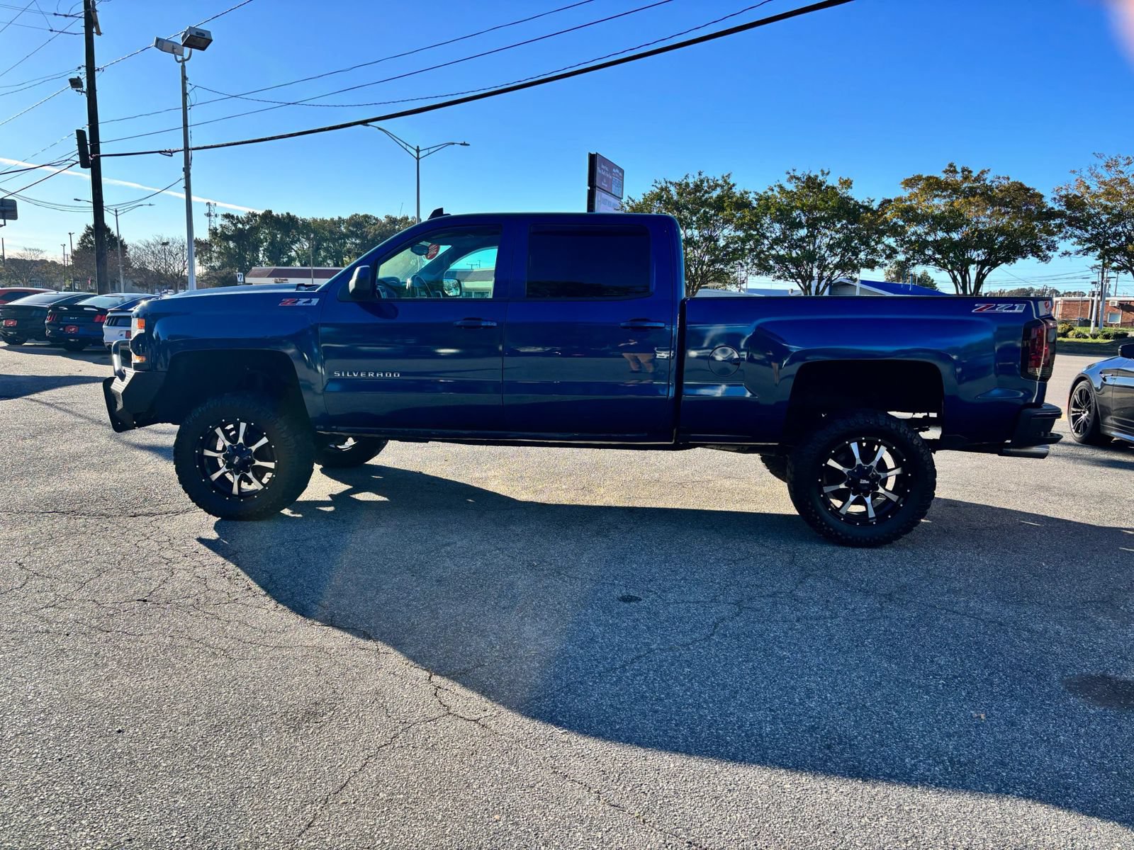 Used 2016 Chevrolet Silverado 1500 LT w/ Trailering Package AWD/4WD image 7