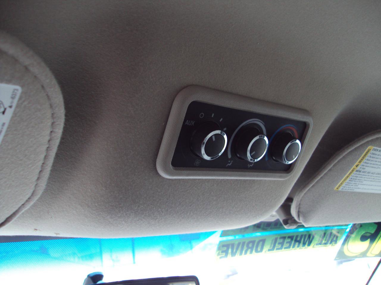 Used 2013 Chevrolet Express 1500 LT w/ LT Preferred Equipment Group AWD/4WD image 23