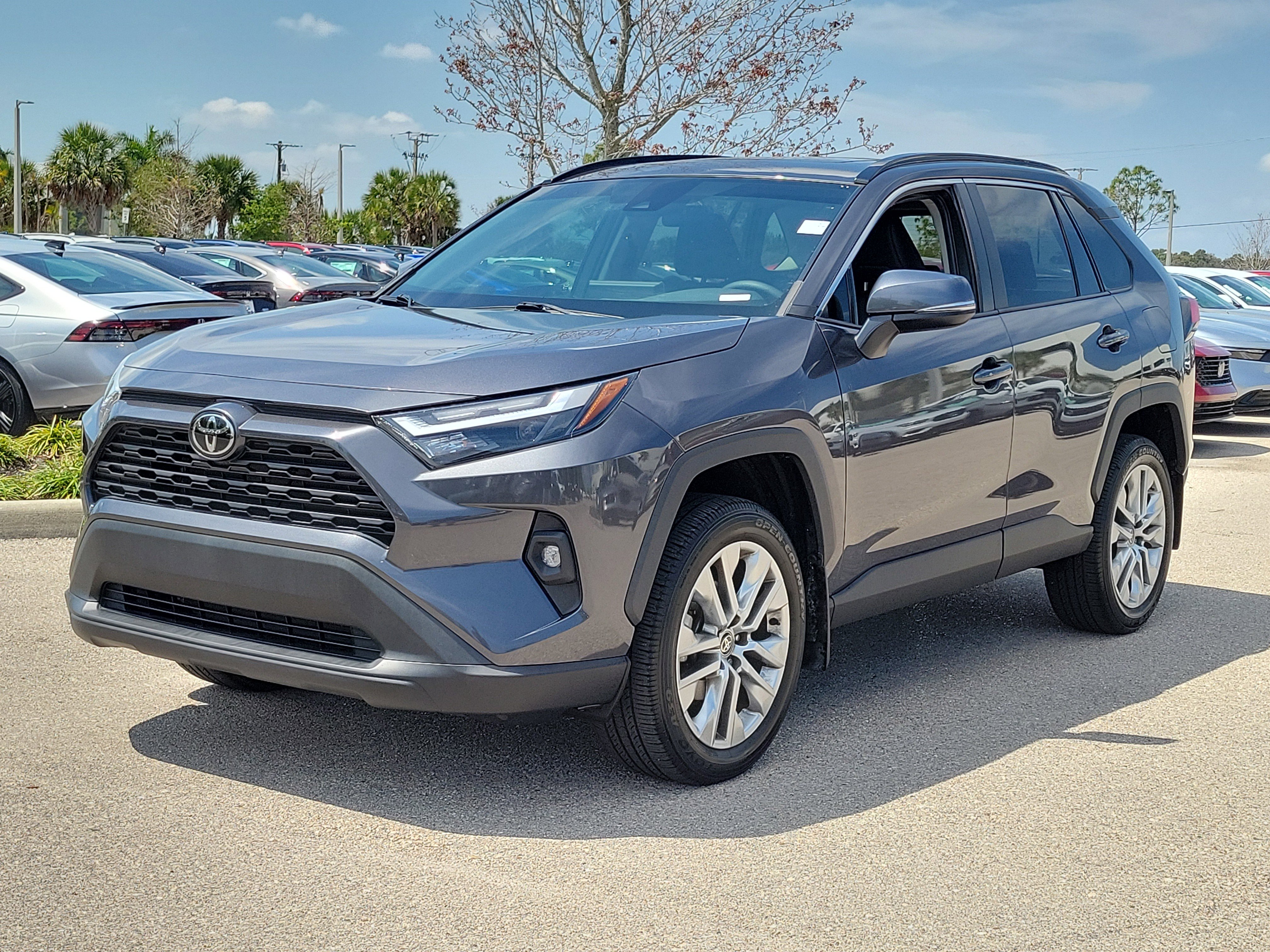 Used 2024 Toyota RAV4 XLE Premium image 3