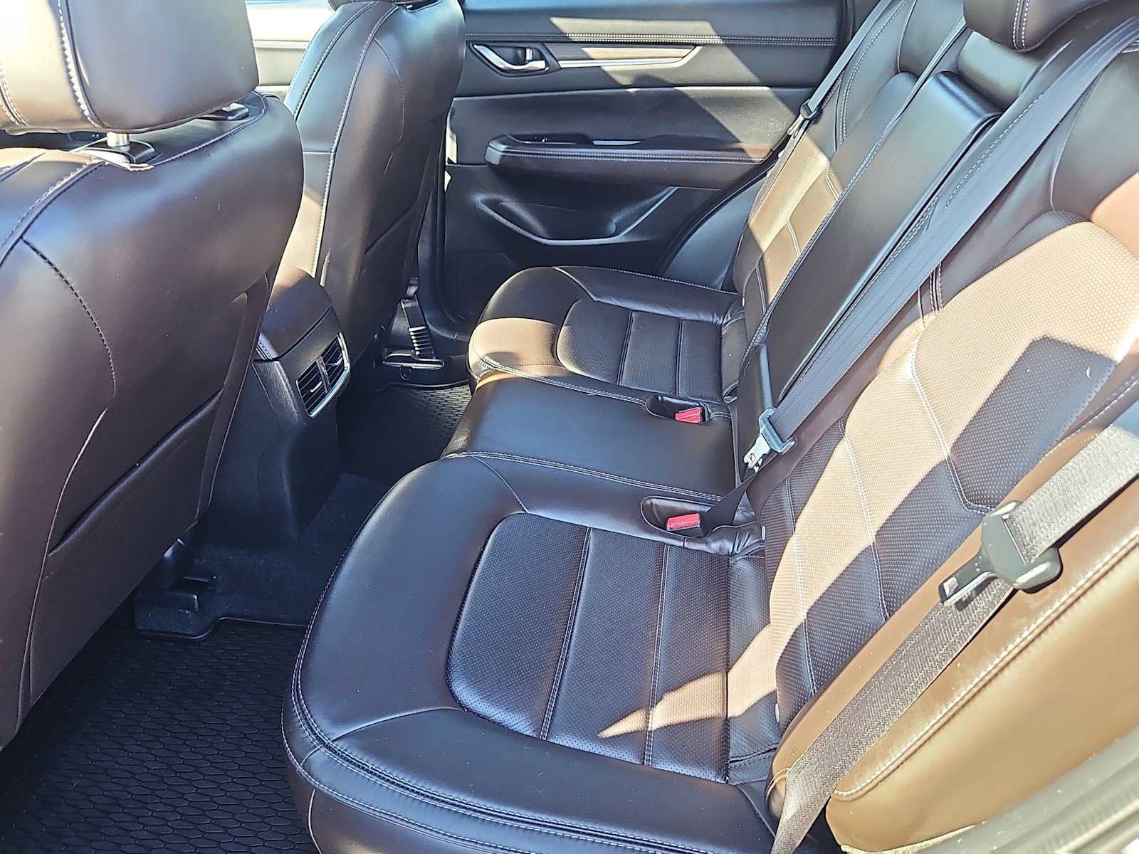 Used 2024 MAZDA CX-5 Signature image 32