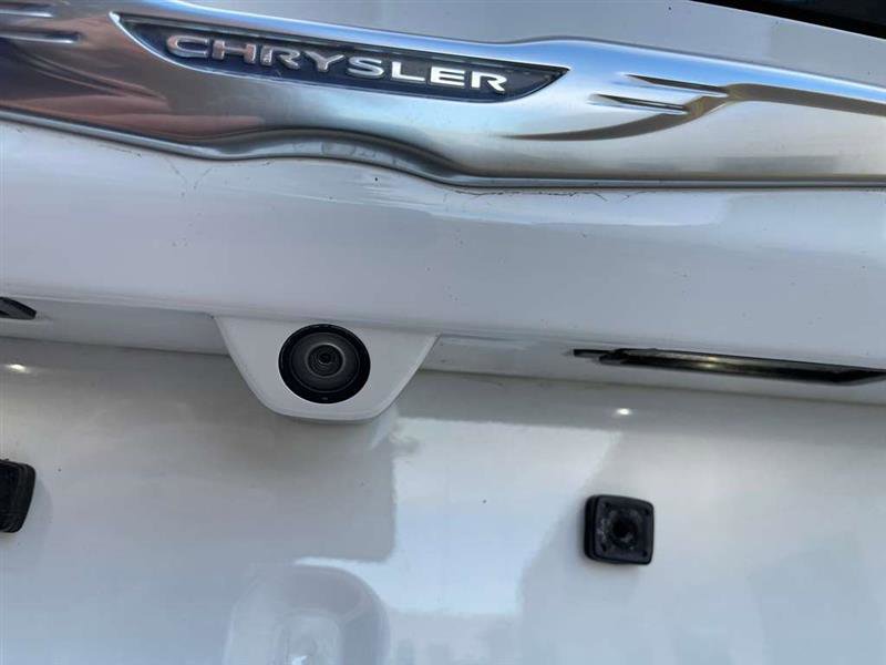 Used 2017 Chrysler Pacifica LX image 20