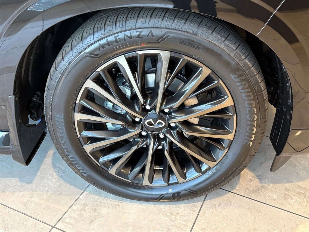 New 2026 INFINITI QX80 Autograph w/ Premium Cargo Package image 10