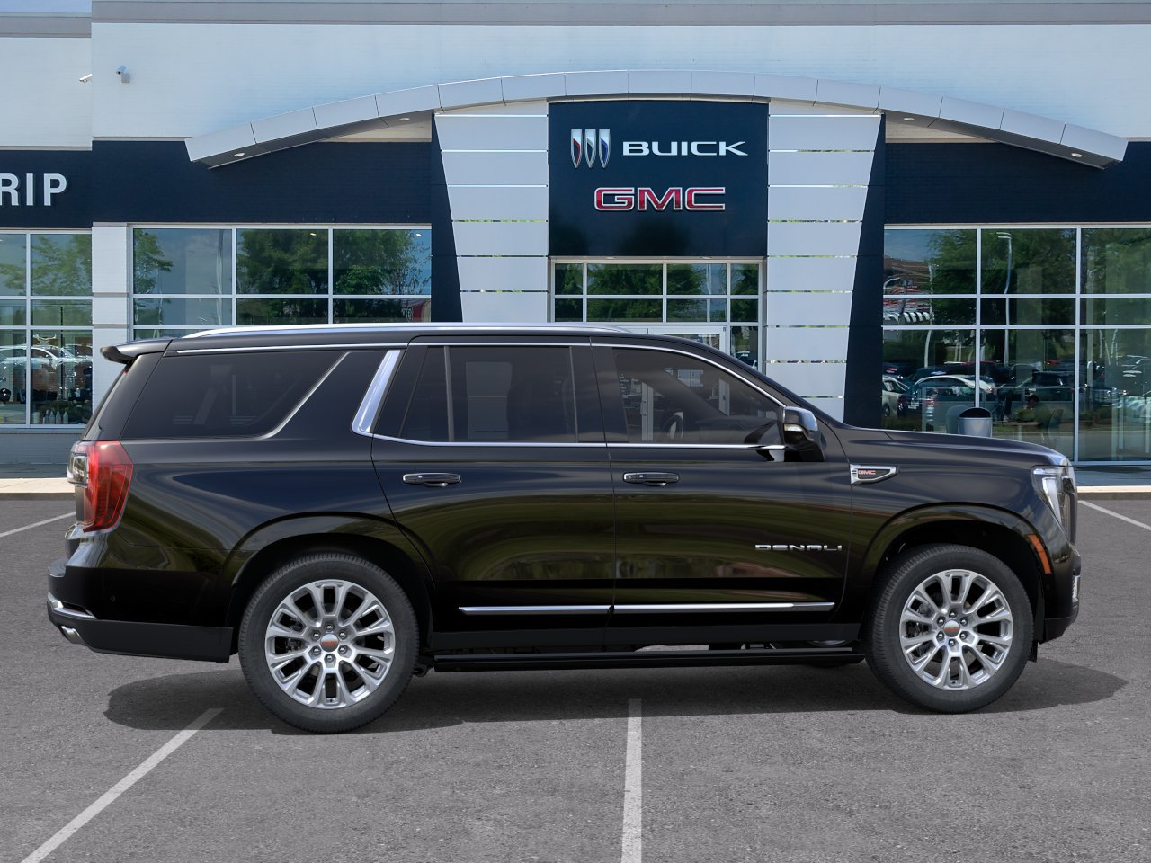 New 2027 GMC Yukon Denali w/ Denali Reserve Package AWD/4WD image 7