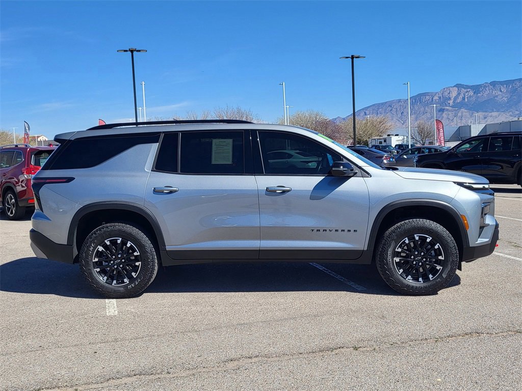 Certified 2024 Chevrolet Traverse Z71 image 2