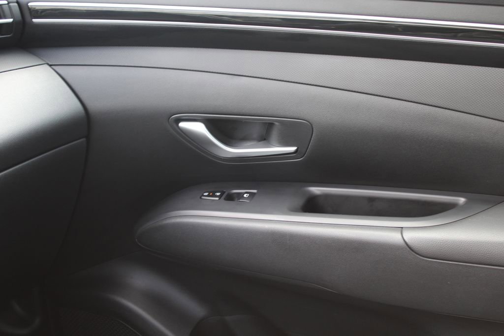 Used 2024 Hyundai Tucson SE AWD/4WD image 17