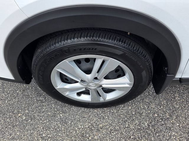 Used 2025 Nissan Kicks Play S FWD image 17