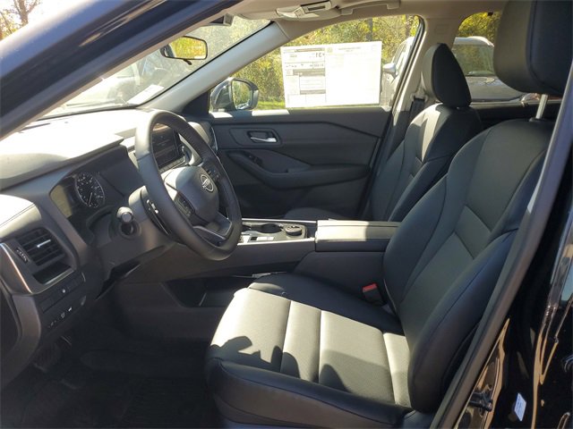 New 2026 Nissan Rogue SV image 5