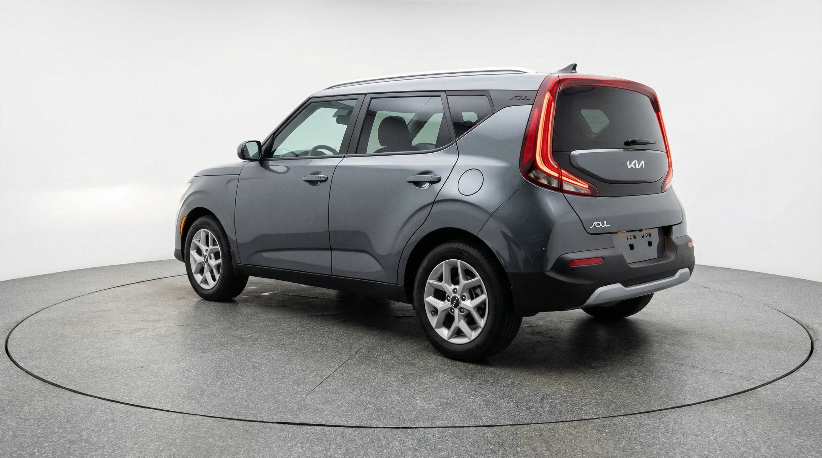 Used 2025 Kia Soul LX w/ LX Technology Package image 6