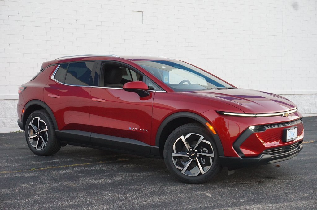 New 2026 Chevrolet Equinox EV LT image 3