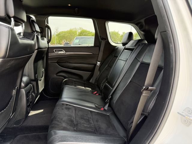 Used 2017 Jeep Grand Cherokee Altitude image 14