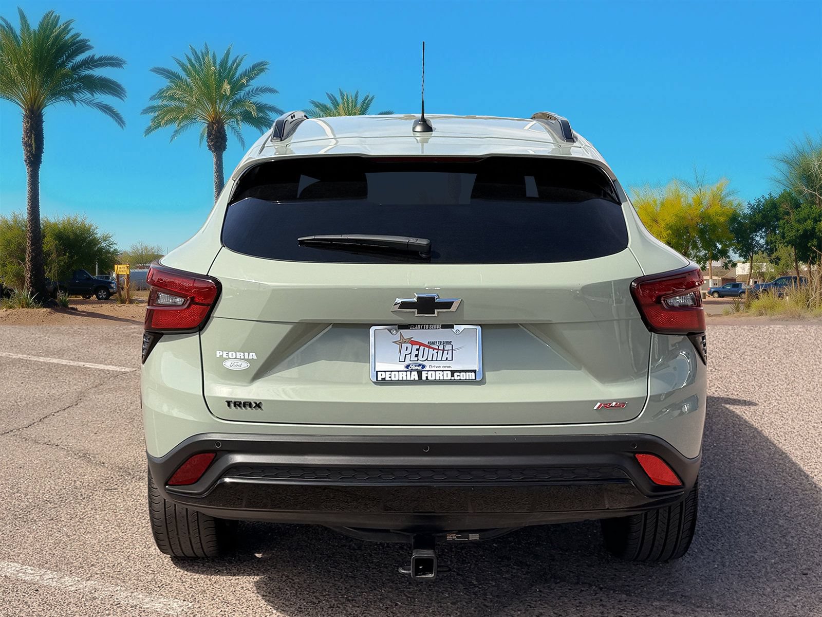 Used 2024 Chevrolet Trax RS w/ Sunroof Package FWD image 4