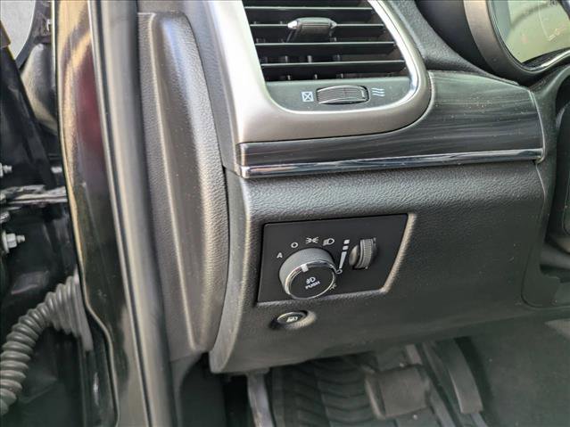 Used 2019 Jeep Grand Cherokee Limited image 13