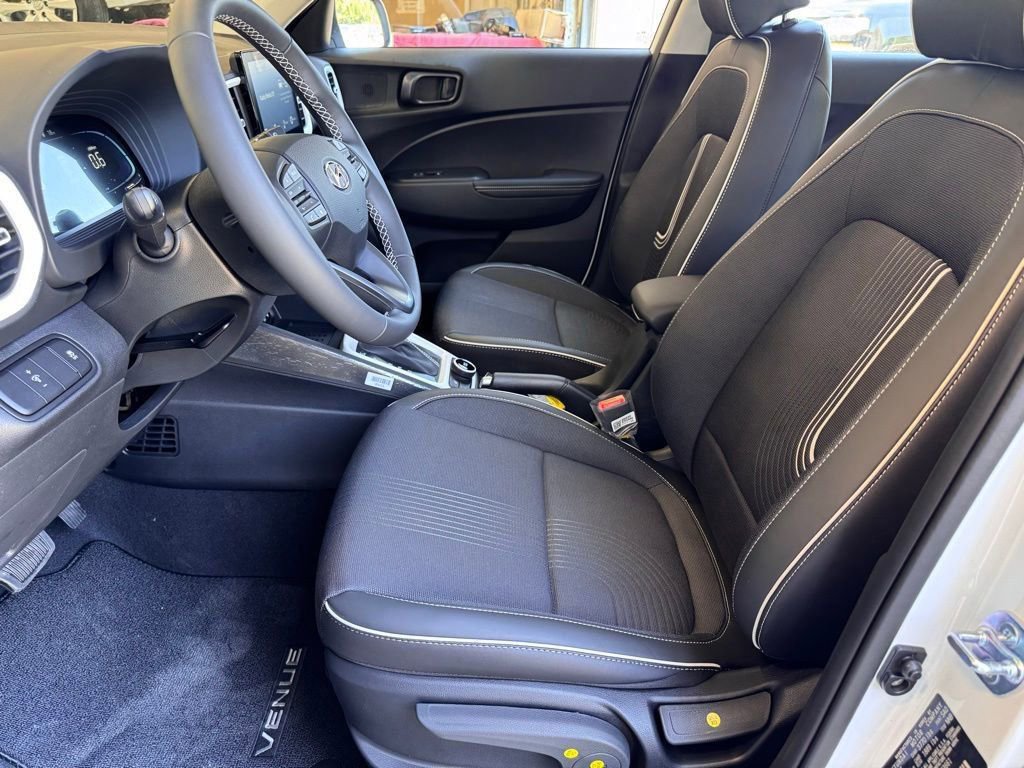 New 2026 Hyundai Venue SEL image 7