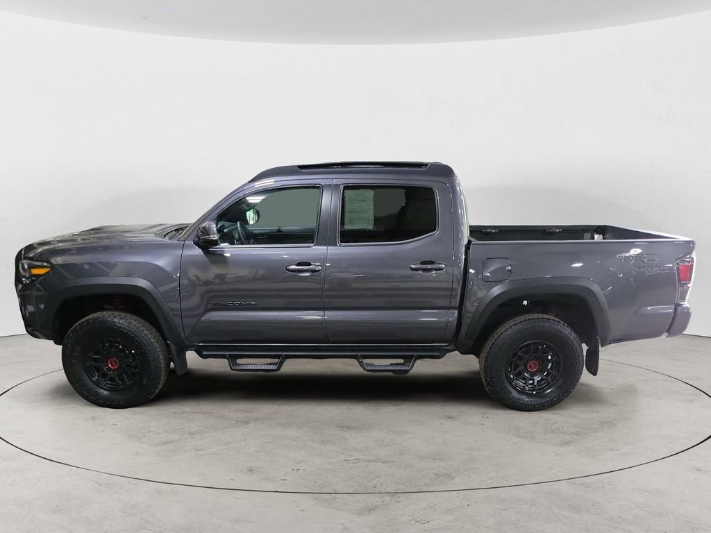 Used 2023 Toyota Tacoma TRD Pro AWD/4WD image 2