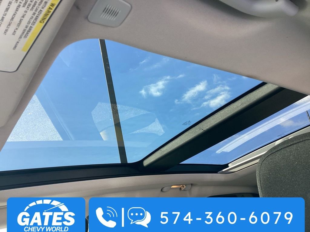 Used 2023 Jeep Renegade Altitude w/ Sun/Sound Group image 4