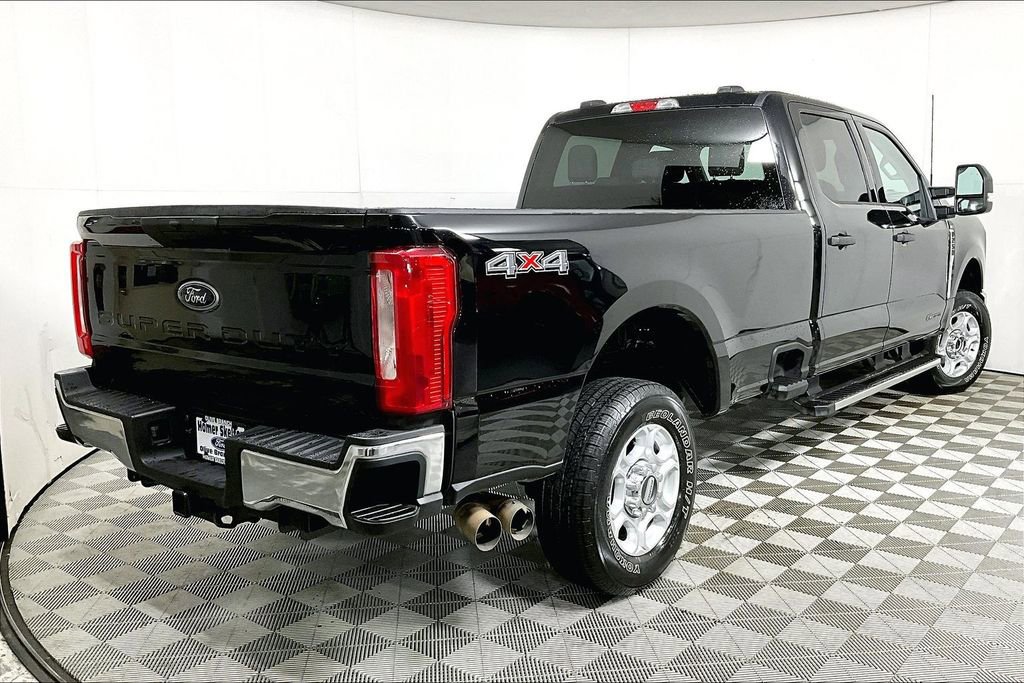 Used 2025 Ford F250 XLT image 12